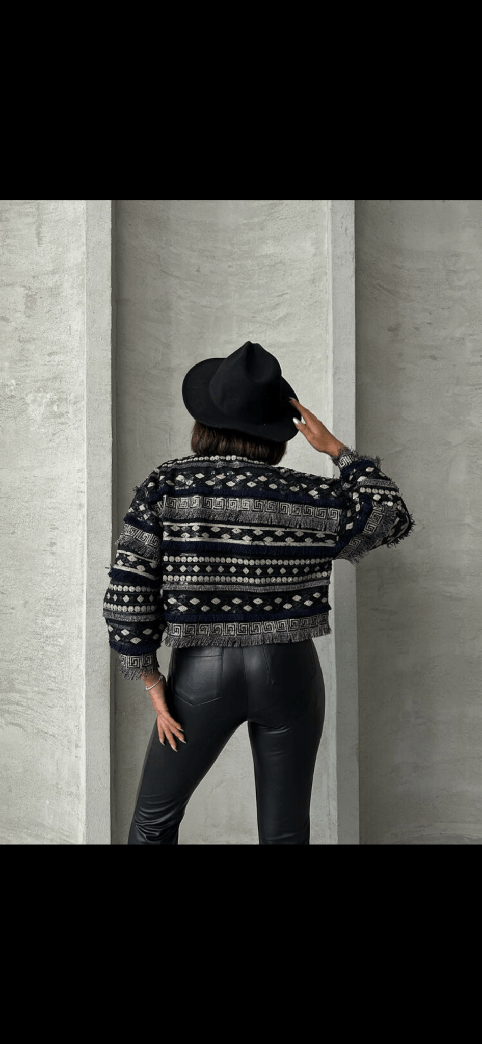 Cardigan brodé à nouer - leyily