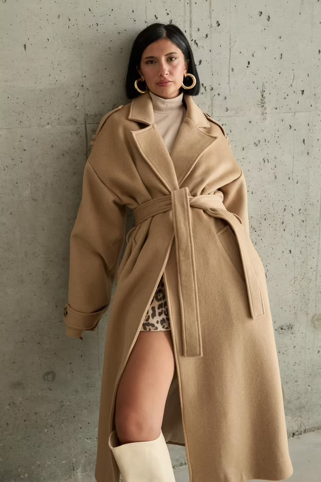 Manteau long ceinturé