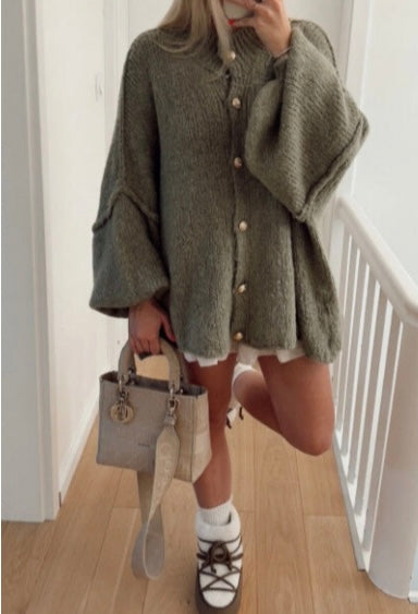 Gilet large bouton doré